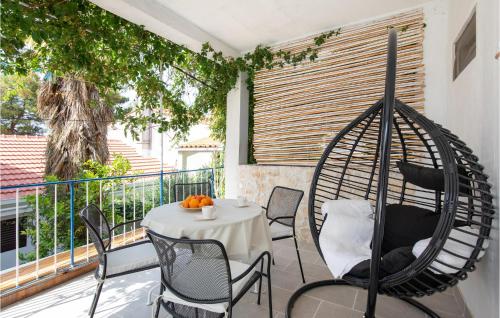 2 Bedroom Amazing Apartment In Klek