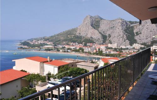 Stunning Home In Omis