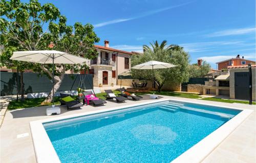 2 Bedroom Amazing Home In Galizana