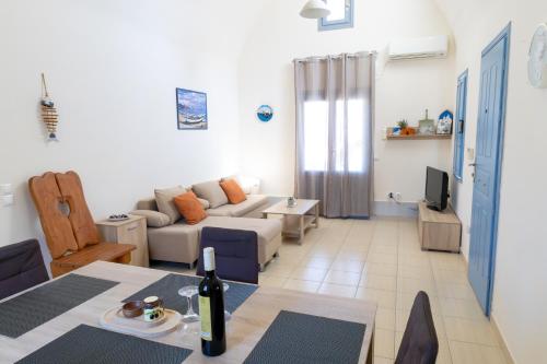 Et opholdsområde på Villa Kirina Private Traditional House