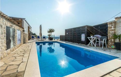 Lovely Apartment In Sibenik With Sauna