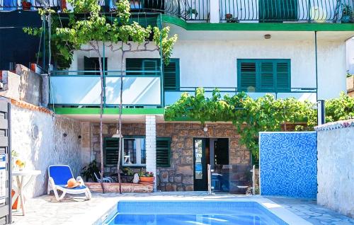 Gorgeous Apartment In Sibenik With Sauna