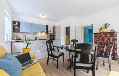 Nice Apartment In Fazana With Wifi