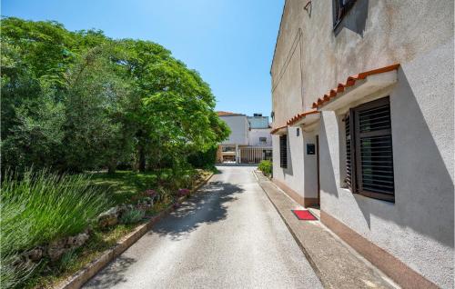 Two-Bedroom Apartment In Fazana