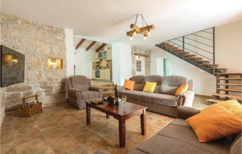 Χώρος καθιστικού στο Gorgeous Home In Krnica