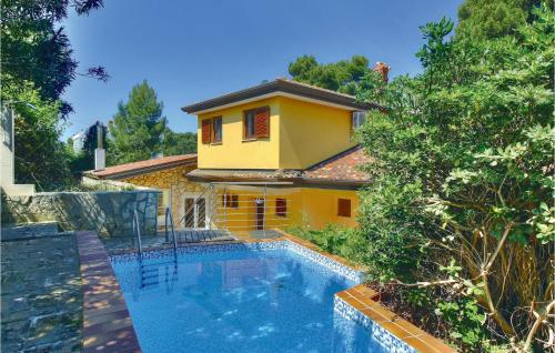 3 Bedroom Gorgeous Home In Buje