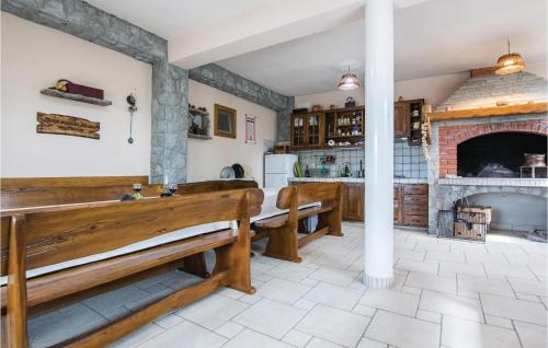 Two-Bedroom Apartment In Biograd