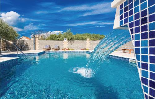 Two-Bedroom Apartment In Biograd