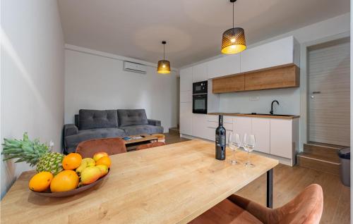 Nice Apartment In Zadar