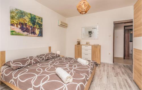 3 Bedroom Pet Friendly Apartment In Krk