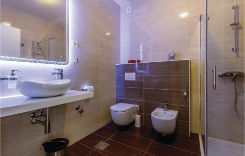 Awesome Home In Novi Vinodolski