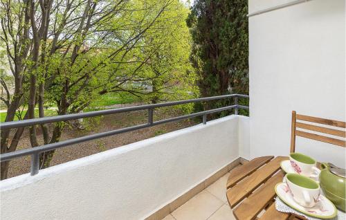1 Bedroom Nice Apartment In Pula