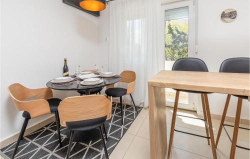 1 Bedroom Nice Apartment In Pula