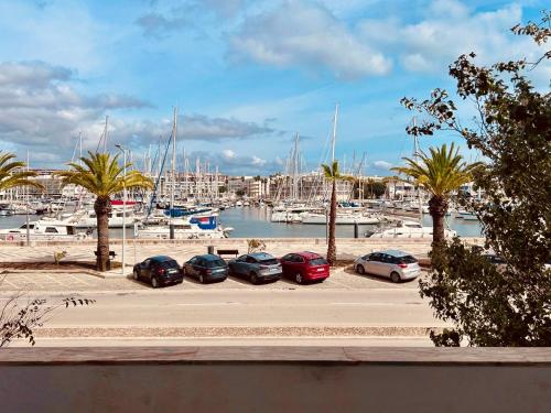 Marina view studio in Lagos town center sea view