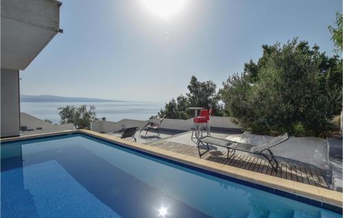 Bazén v ubytovaní Holiday Home Balica Rat Bb Iii alebo v jeho blízkosti