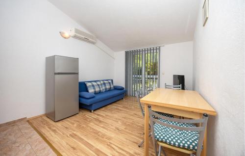 Kuchyňa alebo kuchynka v ubytovaní Apartment Vojskovo Iii