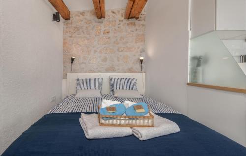 Awesome Apartment In Novi Vinodolski With Wifi