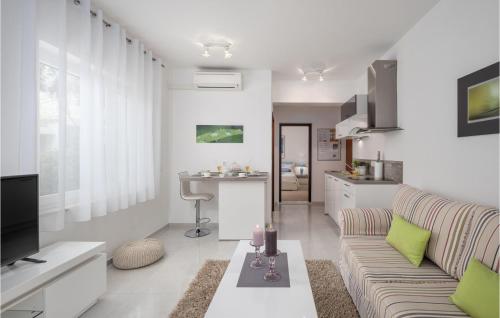 Apartment Dramaljsko Selce Iii