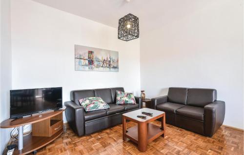 Posedenie v ubytovaní Two-Bedroom Apartment In Sv,petar