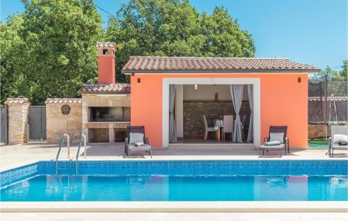 Πισίνα στο ή κοντά στο Gorgeous Home In Visnjan With Wifi