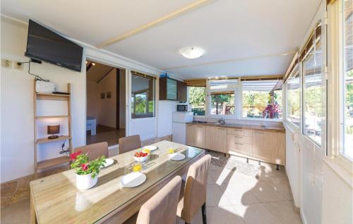 Holiday Home Kastel Kambelovac With Sea View I