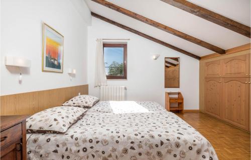 Gorgeous Apartment In Lovran