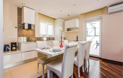Gorgeous Apartment In Crikvenica
