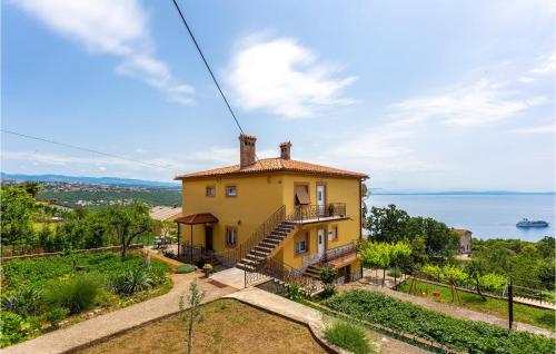 Amazing Apartment In Pobri With Wifi