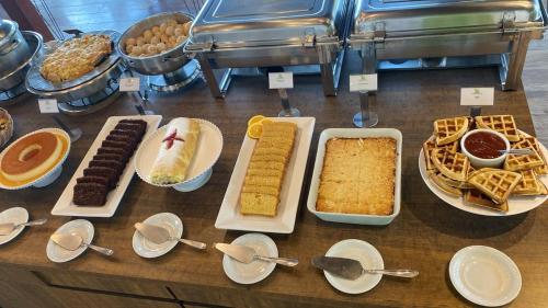 ホテルの敷地内または近くでの食事または食べ物