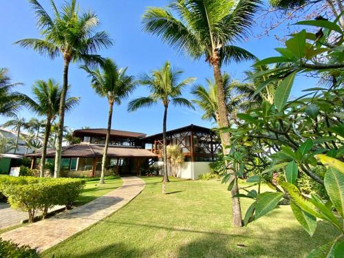 Coconut's Maresias Hotelにある庭
