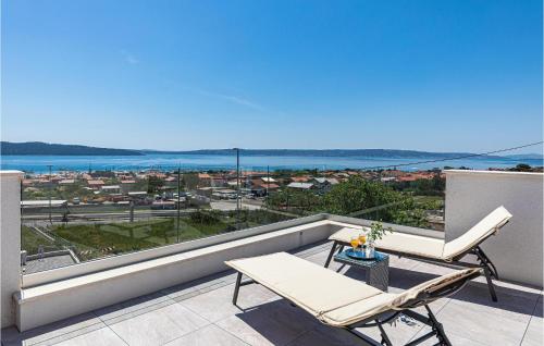 Beach Front Home In Kastel Gomilica