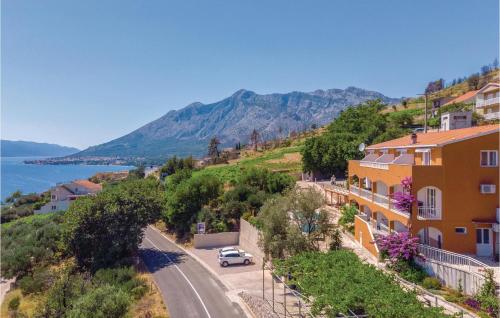 3 Bedroom Lovely Apartment In Orebic