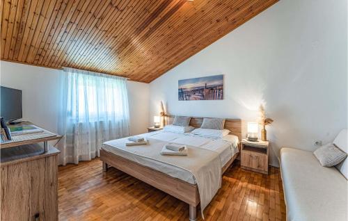 1 Bedroom Gorgeous Apartment In Medulin