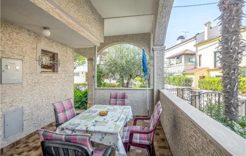 Nice Apartment In Porec With Wifi
