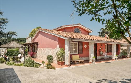 Stunning Home In Roma