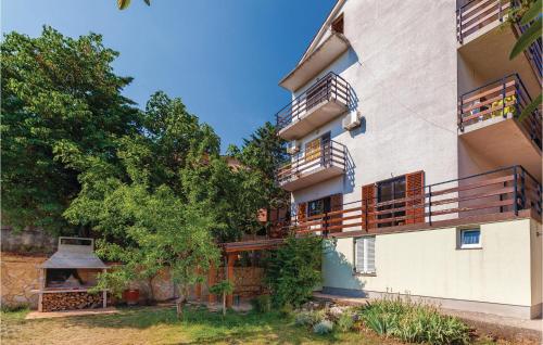 1 Bedroom Awesome Apartment In Krk