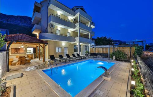Amazing Apartment In Kastel Gomilica