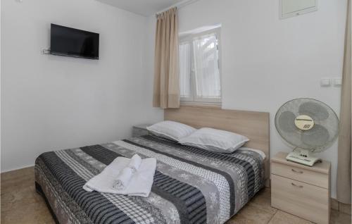 Lovely Apartment In Crikvenica With Wifi