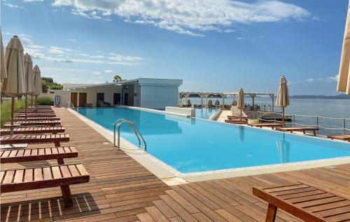 Gorgeous Apartment In Petrcane