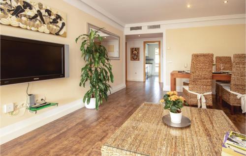 Awesome Apartment In Estepona With Wifi