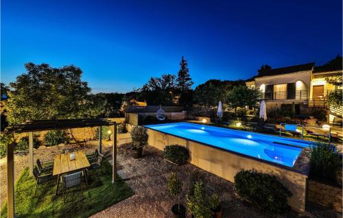 Awesome Home In Sibenik