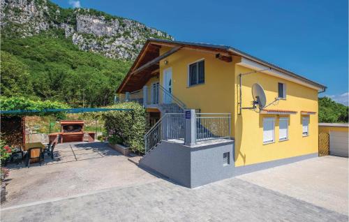 Beautiful Apartment In Bribir