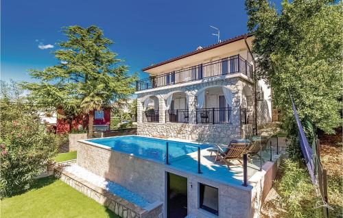 Nice Home In Njivice With Wifi