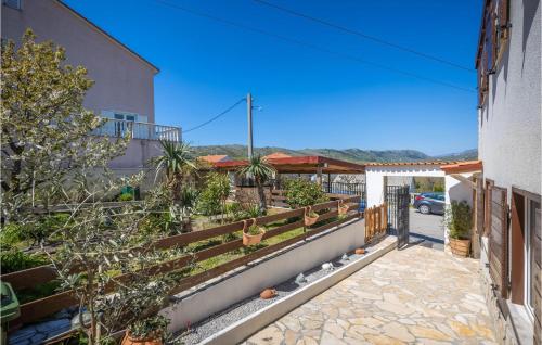2 Bedroom Lovely Home In Novi Vinodolski