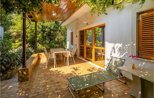 3 Bedroom Stunning Home In Crikvenica