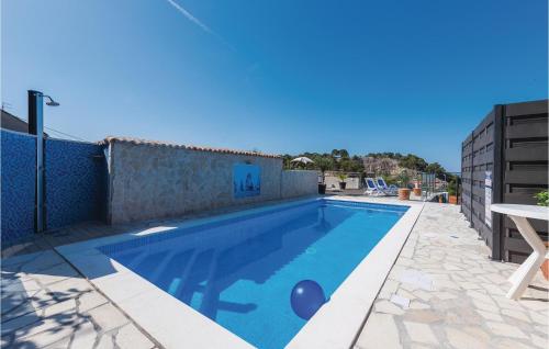 Stunning Apartment In Sibenik With Sauna