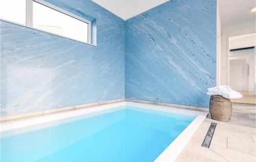 Πισίνα στο ή κοντά στο Amazing Home In Lembruchdümmer See