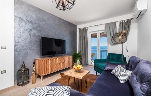 Cozy Apartment In Lovran With Wifi