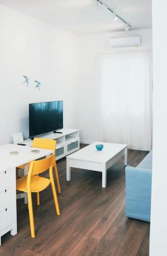 Urban-chic apartment in the heart of Athens