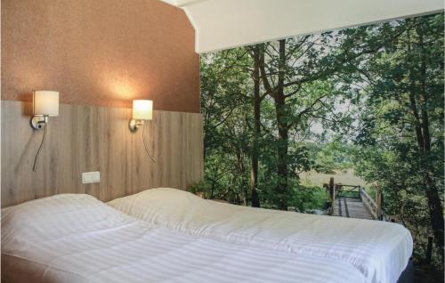 Una cama o camas en una habitación de Achtermars